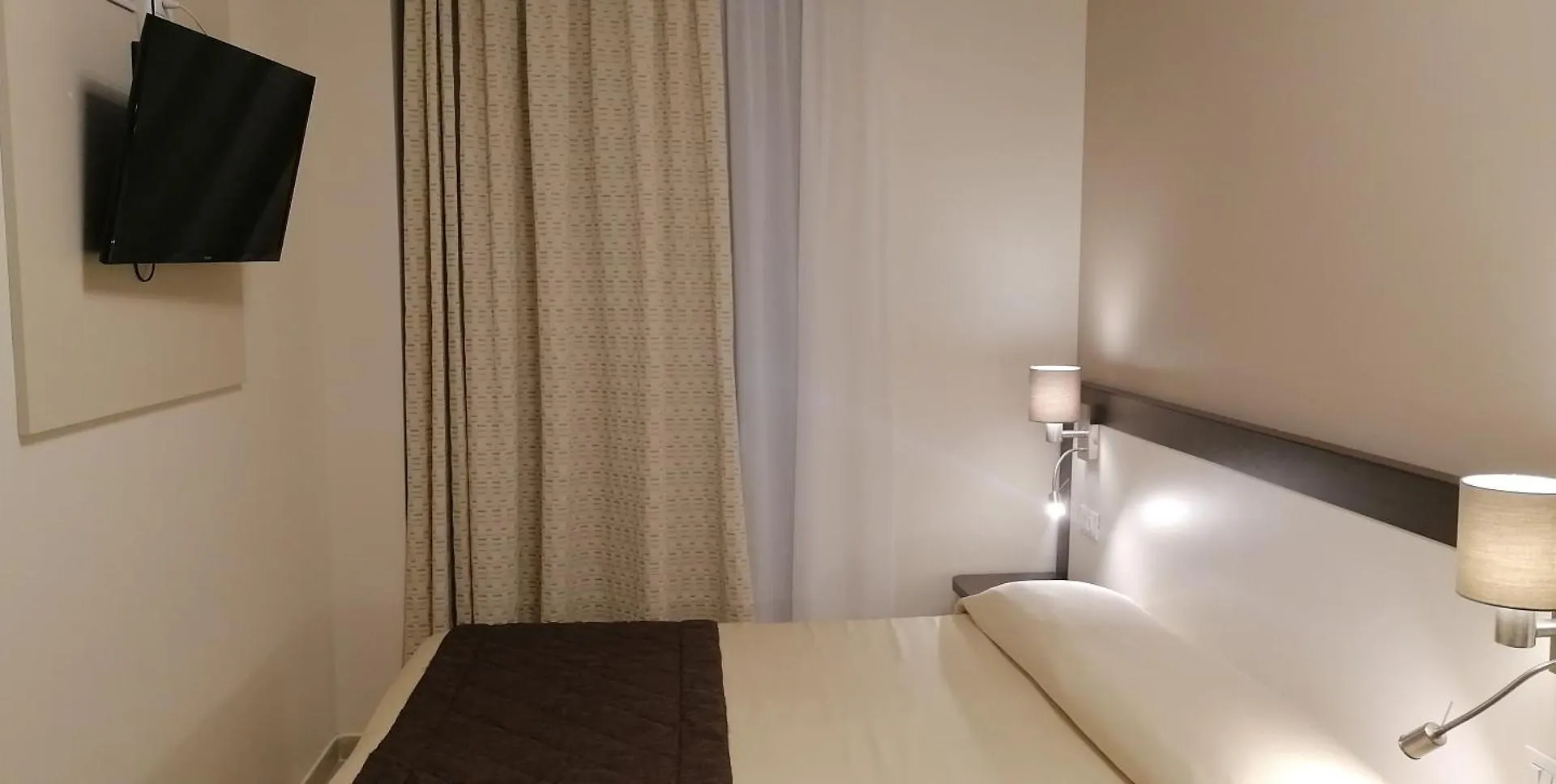 ***  Hotel Boccascena Genoa Italy