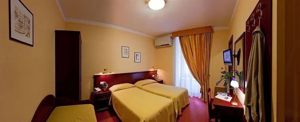 Hotel Boccascena Genoa