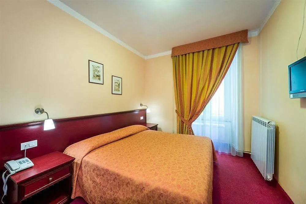 Hotel Boccascena Genoa