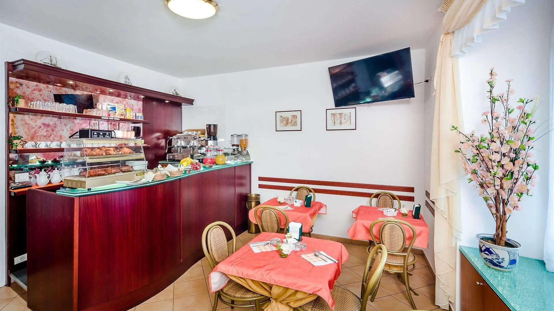 Hotel Boccascena Genoa 3*,